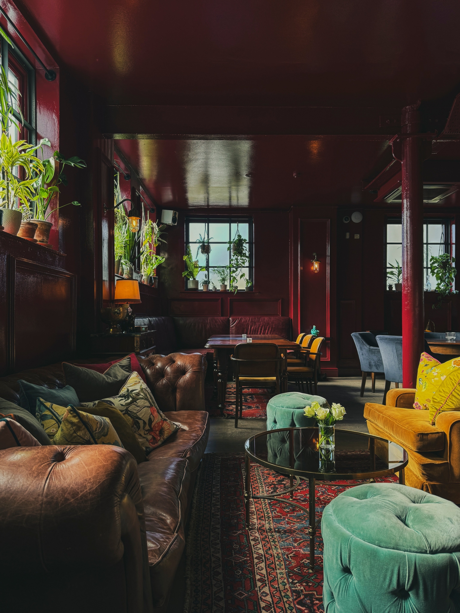 fivefourstudios bar hire, available for events, weddings & photography / film