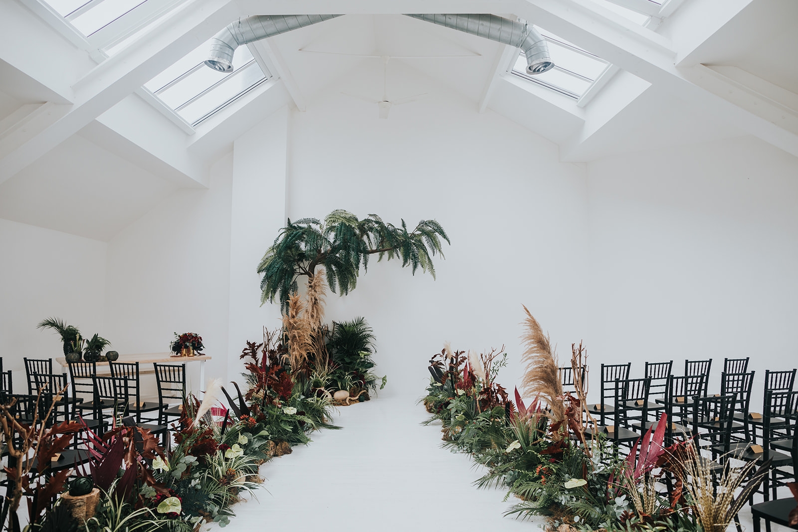 Manchester wedding venue Manchester wedding Manchester venue Unique wedding venue Luxury wedding venue Luxury wedding Unique wedding Bespoke wedding Warehouse wedding Warehouse venue City wedding venue Inner-city wedding venue Rustic wedding venue Alterna